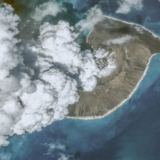 Tonga Volcanic Eruption Blasted an Enormous Plume of Water Vapor Into the Atmosphere