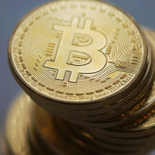 Long-Awaited Bitcoin Accounting Rules to Capture Rises, Dips (2)