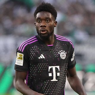 Transfer-News des FC Bayern: Berater von Alphonso Davies heizt Gerüchte um Real-Wechsel an