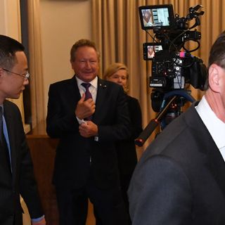 Coronavirus Australia: Greg Hunt blindsided by Chinese consul-general Zhou Long at press conference