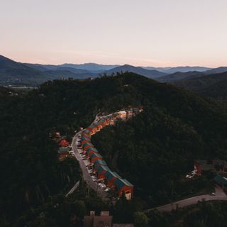 15 Things to Do in Gatlinburg & Pigeon Forge, TN: Forge Your Mountain Adventure - A Weekend In