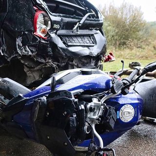 What To Do Immediately After A Motorcycle Accident | Rider Safety | BestBeginnerMotorcycles