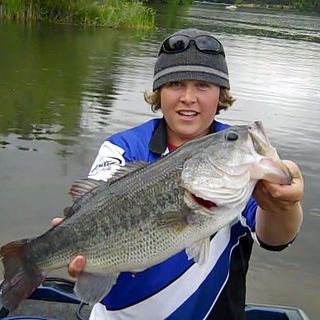 Bass Fishing: Simple How-To Techniques and Tips