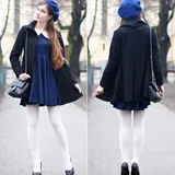 What Color Tights to Wear with Navy Dress? Fashion Tips