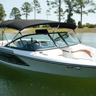 Buy Or Rent A Boat: Which Is Better For You? | Boater Pal