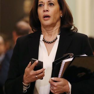 Coronavirus: Kamala Harris Bill Would Create Task Force To Help People Of Color