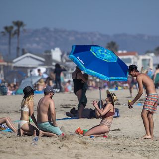 Updates: Newsom to order all beaches and state parks to be closed as of May 1, report says