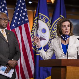 Pelosi: Families with undocumented immigrants should get coronavirus stimulus money