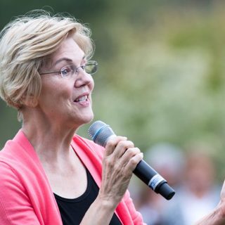 Warren Embraced Rich Donors in 2018 That Helped Fund Presidential Campaign