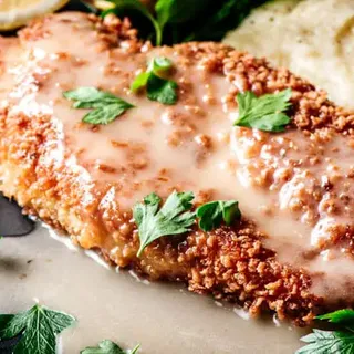 Crunchy Chicken with White Wine Lemon Butter Sauce