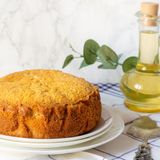 Substituting Olive Oil for Vegetable Oil When Baking a Cake