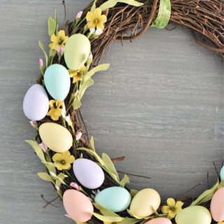 How to Make an Easter Wreath - Crazy Little Projects