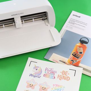 How to make Cricut Joy Xtra Stickers