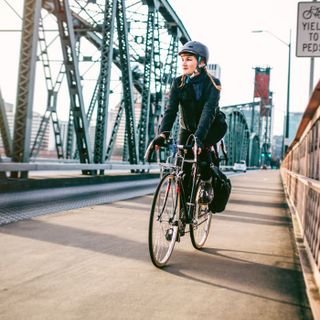 Everything you Need to Begin Cycling in the City & Commuting by Bike