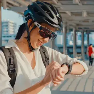 Choosing a Safe and Stylish Commuter Cycling Helmet for Women | Cycling Vitality