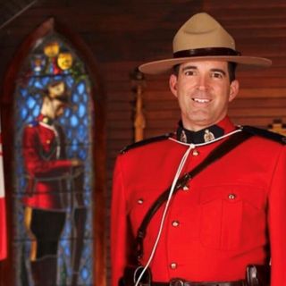 Wear red for Rick: RCMP give 'final salute' today to cop slain in Coquitlam