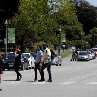 Coronavirus live updates: Bay Area sees plunge in COVID-19 deaths