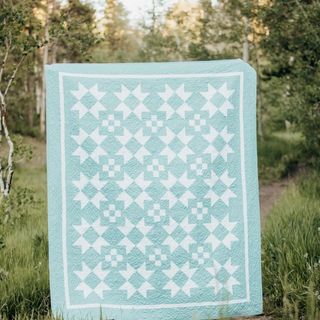 Sentimental Stars - A Free Quilt Pattern For You - Diary of a Quilter - a quilt blog