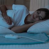 5 Best Low-EMF Electric Blankets [Updated 2023]