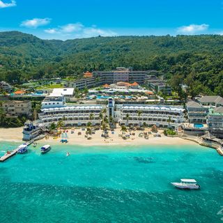 Best Beaches Resort - All 5 Ranked and Reviewed (2023)