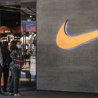 Global Brands Need China’s Consumers to Spend. They Might Have to Wait.