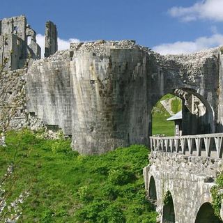 What Life Was Like Living In A Medieval Castle