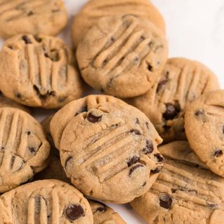 PEANUT BUTTER CHOCOLATE CHIP COOKIES