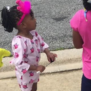 Coronavirus: Georgia girl, 3, gets special birthday parade from first responders