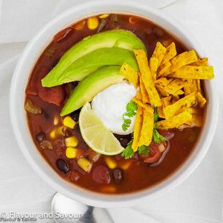 Slow Cooker Vegan Black Bean Soup