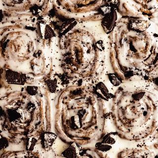 Cookies and Cream Cinnamon Rolls - No Knead