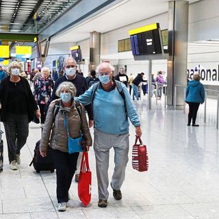 Social distancing would mean '1km queues at Heathrow for EACH plane'