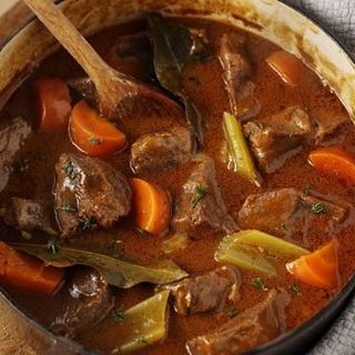 How to Thicken a Stew Without Using Flour (10 Ways) – Happy Muncher