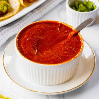 10-Minute Mexican Red Salsa for Tacos