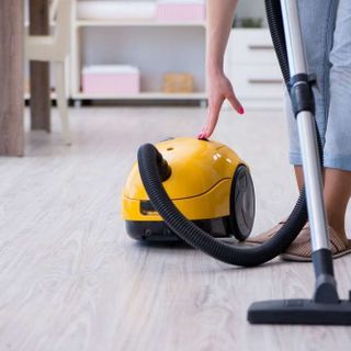 What Is the Best Vacuum Cleaner for Allergy Sufferers? Top 7 Choices - Home Vacuum Zone