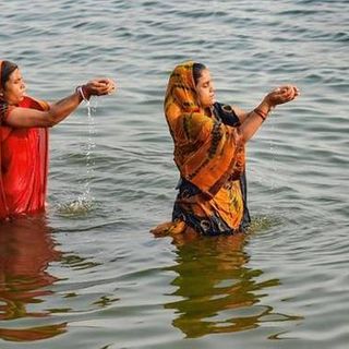 Coronavirus | Activists seek testing of Ganga water for COVID-19 treatment