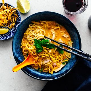 Khao Soi: 15 Min Thai Coconut Curry Chicken Noodle Soup