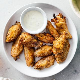 Air Fryer Chicken Wings- Tasty Crispy Super Fast Wings · i am a food blog