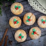 ‘Love Baking’ Series with Gem & Shane Smith: Pear & Almond Mince Pies - ILoveCooking