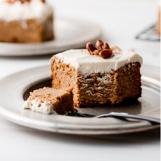 Super Moist Pumpkin Spice Cake (Keto & Gluten Free!)