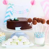 What to Put (Write) on a Baby Shower Cake