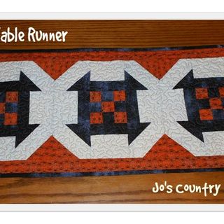 Friday Finish: Halloween Table Runner with FREE Pattern