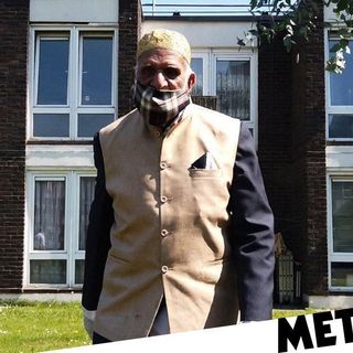 Man, 100, raises £60,000 for coronavirus victims while fasting for Ramadan