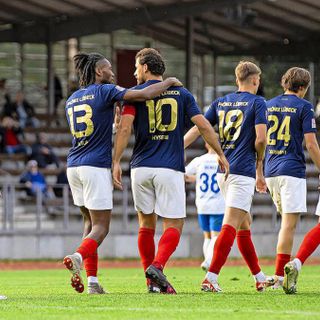 1. FC Phönix Lübeck in Flensburg vom Punktelieferanten zum Punktejäger