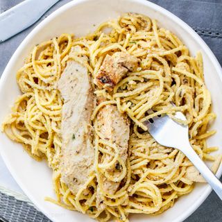 Creamy Lemon Chicken Pasta (One-Pot)