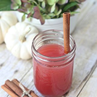 Easy & Delicious Cranberry Cider {Fall Progressive Dinner Party} - Love of Family & Home