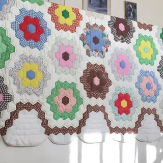 How to Make a Collage Quilt? (Complete Guide!)