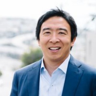 Andrew Yang announces $120,000 giveaway during debate