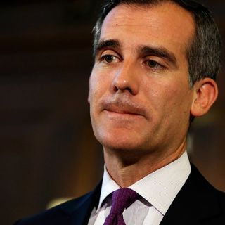 L.A. unemployment hits stunning 24%: 'These are our neighbors and they're hurting,' Garcetti says