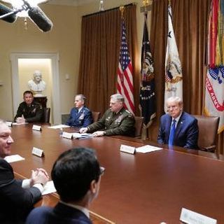 Trump meets with military leaders. No one wears a mask