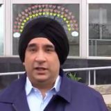 Sikh Doctor Shaves Off Beard: Sikh Doctor in Canada Shaves off Beard to Serve COVID Patients